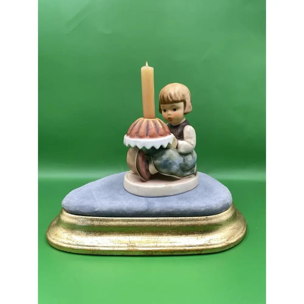 Vintage Goebel Hummel BIRTHDAY CAKE Figurine Candleholder #779 Hum 338 TMK-6 CIB